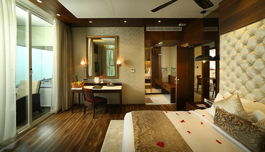 best luxury hotels in munnar kerala